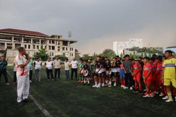 Wali Kota Bekasi Apresiasi Pemain Turnamen Soeratin Cup 2025, Bekasi Siap Jadi Tuan Rumah Porda